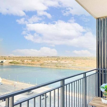 B1 Studio In Yas With Canal View Abu Dzabi Kültér fotó