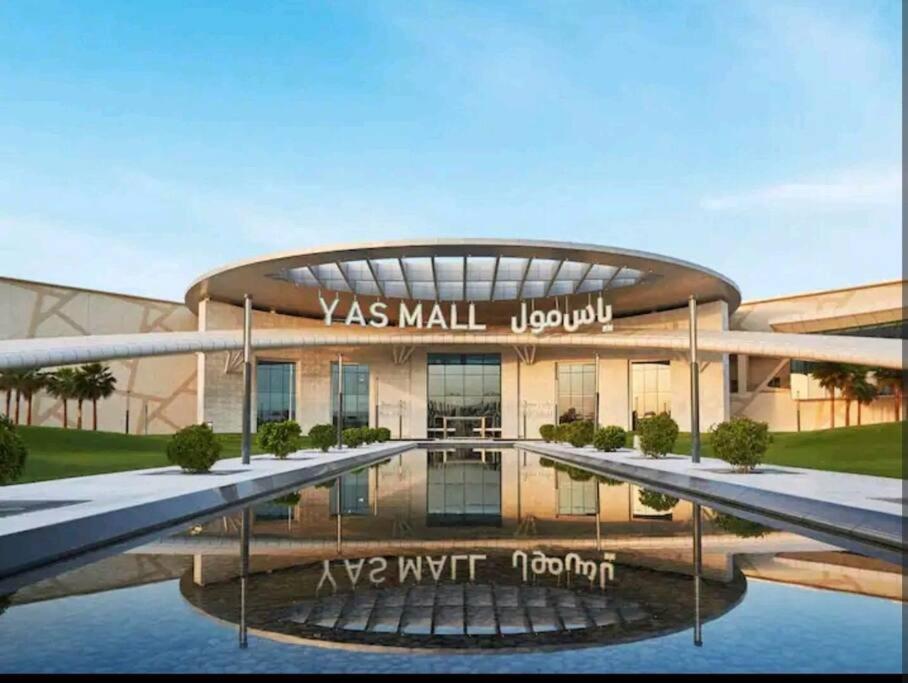 B1 Studio In Yas With Canal View Abu Dzabi Kültér fotó